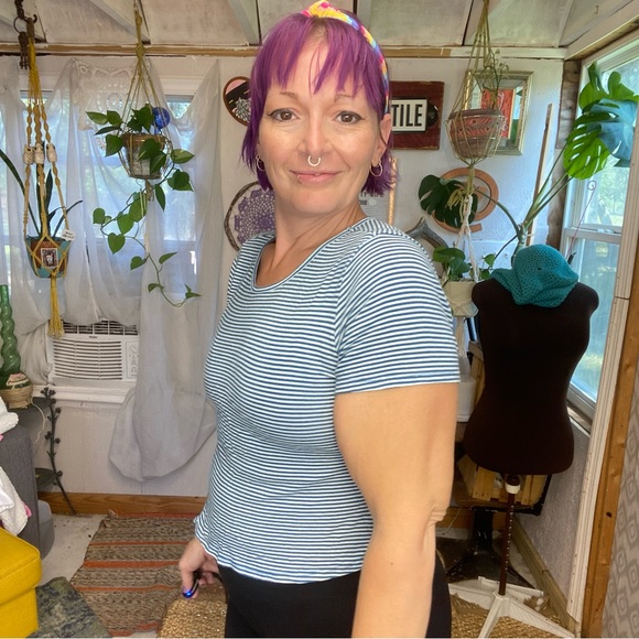 PacSun Basics Blue and White Striped Lightweight Cropped tee Size XSmall - Picture 12 of 14